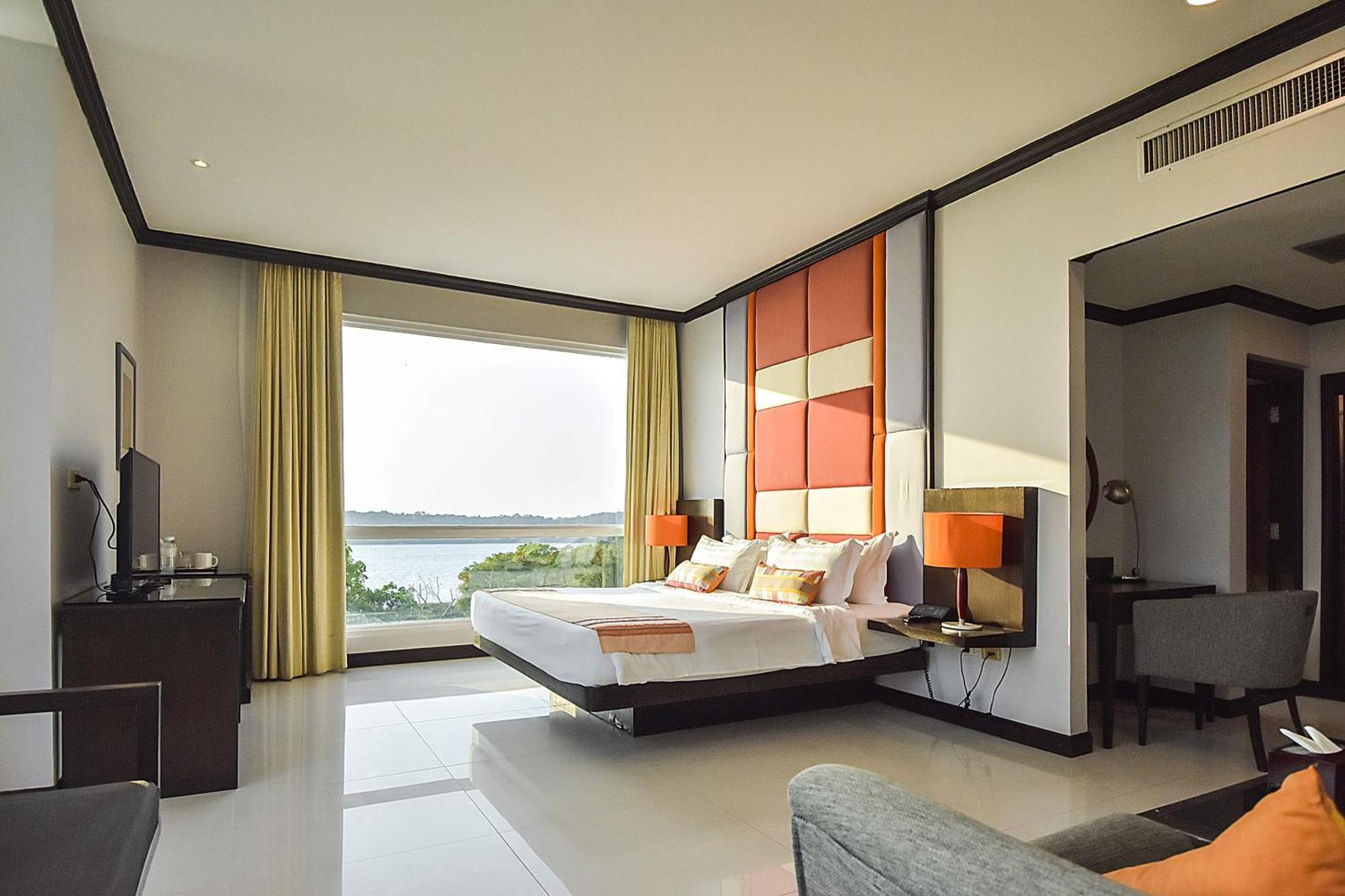 Independence Hotel Resort & Spa Preăh Sihanŭk Zewnętrze zdjęcie