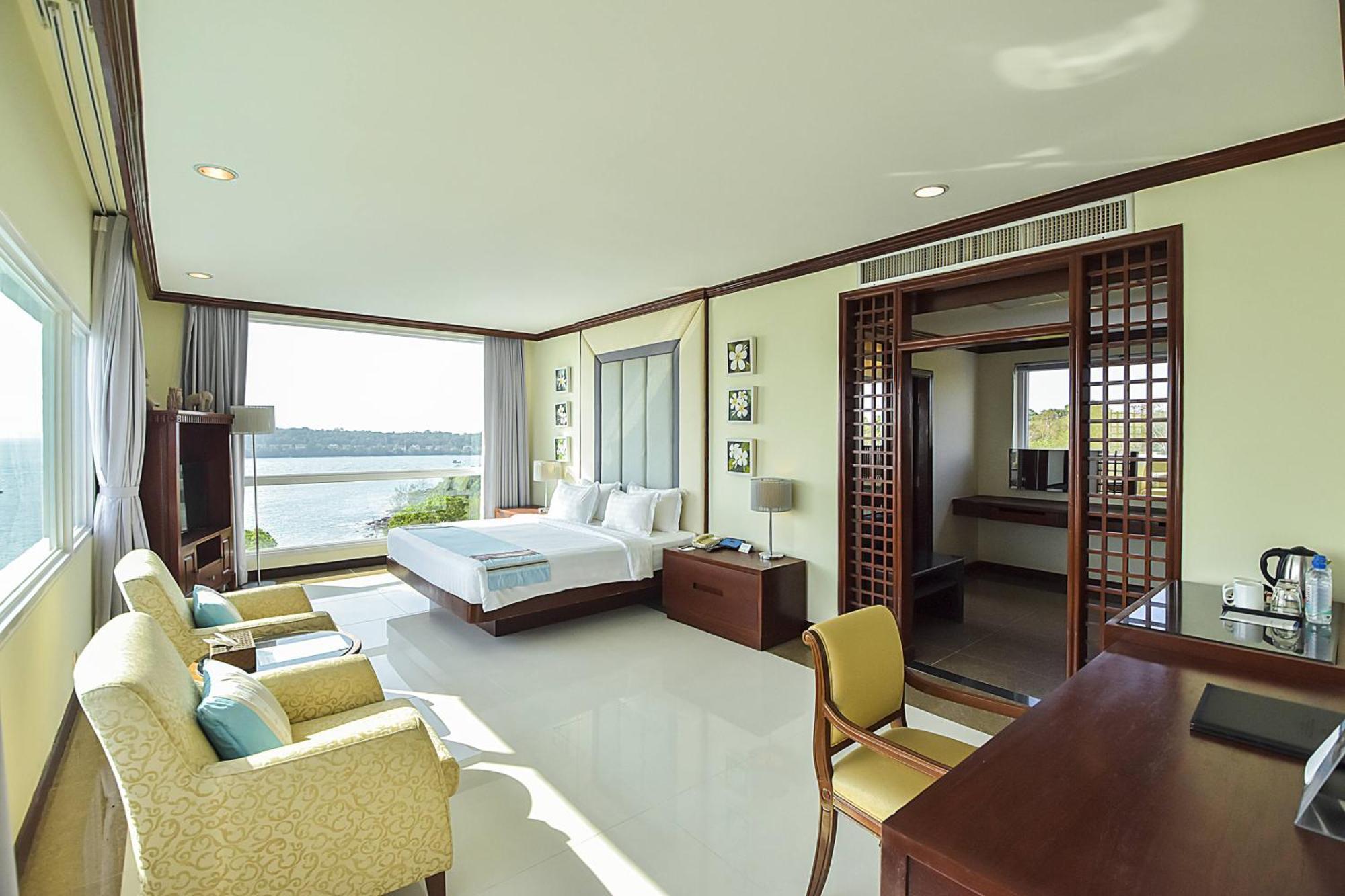 Independence Hotel Resort & Spa Preăh Sihanŭk Zewnętrze zdjęcie