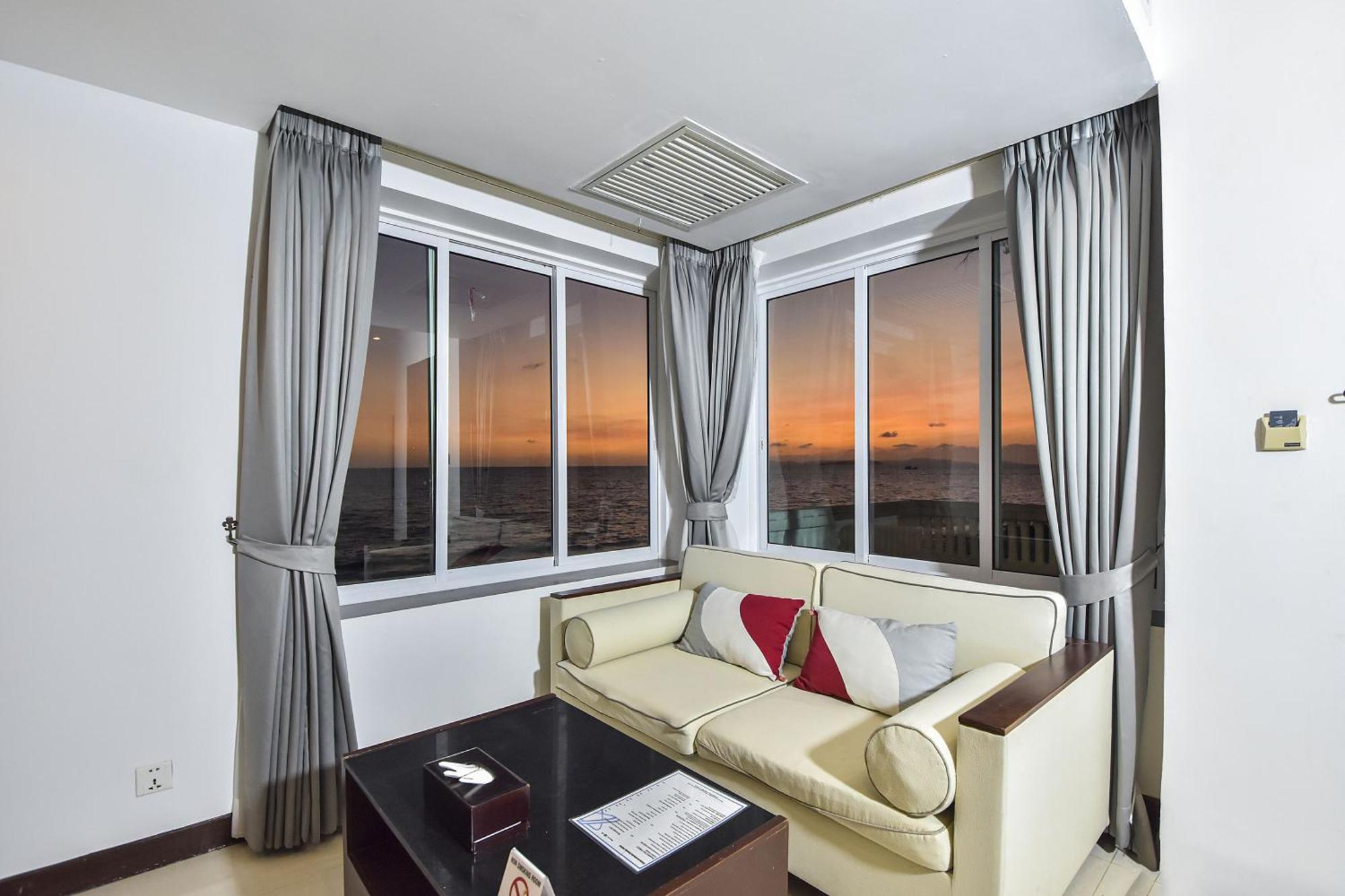 Independence Hotel Resort & Spa Preăh Sihanŭk Zewnętrze zdjęcie
